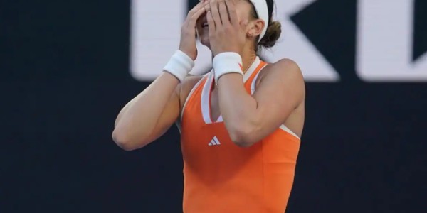 开云电子登录-萨高大战流产！萨巴伦卡将挑战赛变授课堂，高芙被小白菜扫成服妹|约维奇|美国|白俄罗斯|斯维托丽娜|阿丽娜·萨巴伦卡_新浪体育_新浪新闻